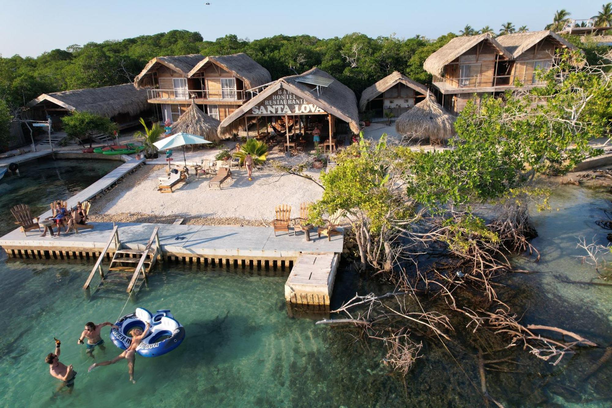 Santa Lova Eco-Hostel Isla Tintipan Tintipan Island Экстерьер фото